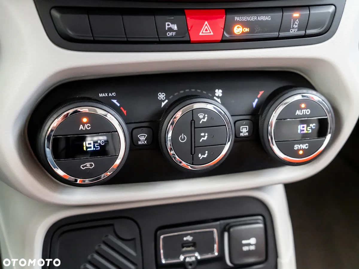 Jeep Renegade 1.4 MultiAir Limited FWD S&S - 19