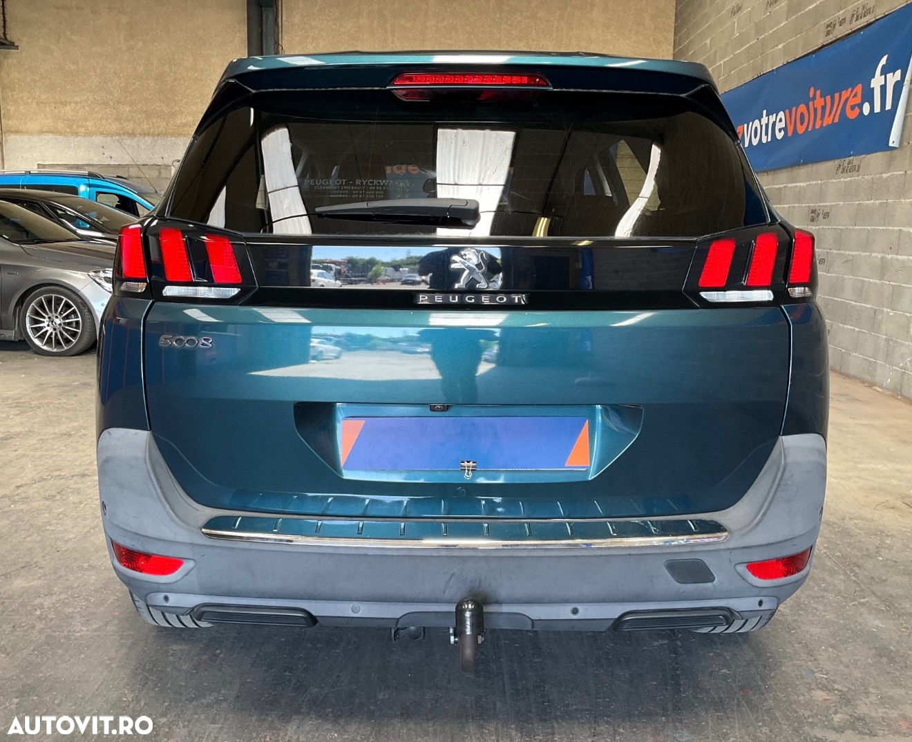 Peugeot 5008 1.2L PureTech EAT8 S&S Allure Pack - 8