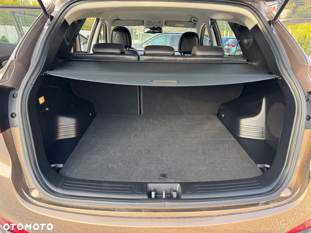 Hyundai ix35 2.0 4WD Trend - 25