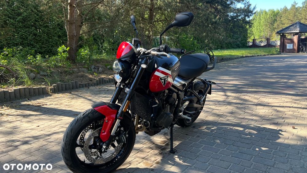 Triumph Trident - 3