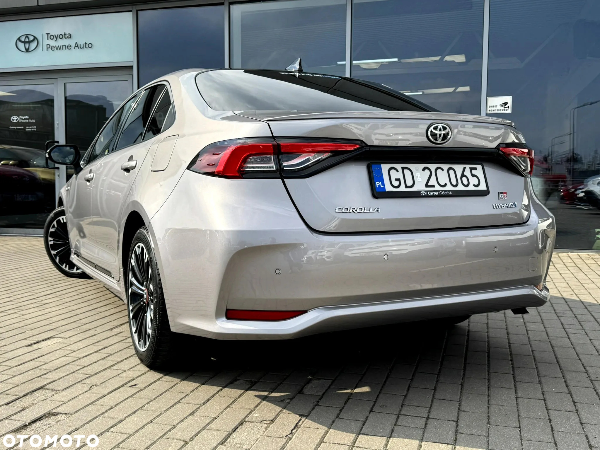 Toyota Corolla 1.8 Hybrid GR Sport - 8