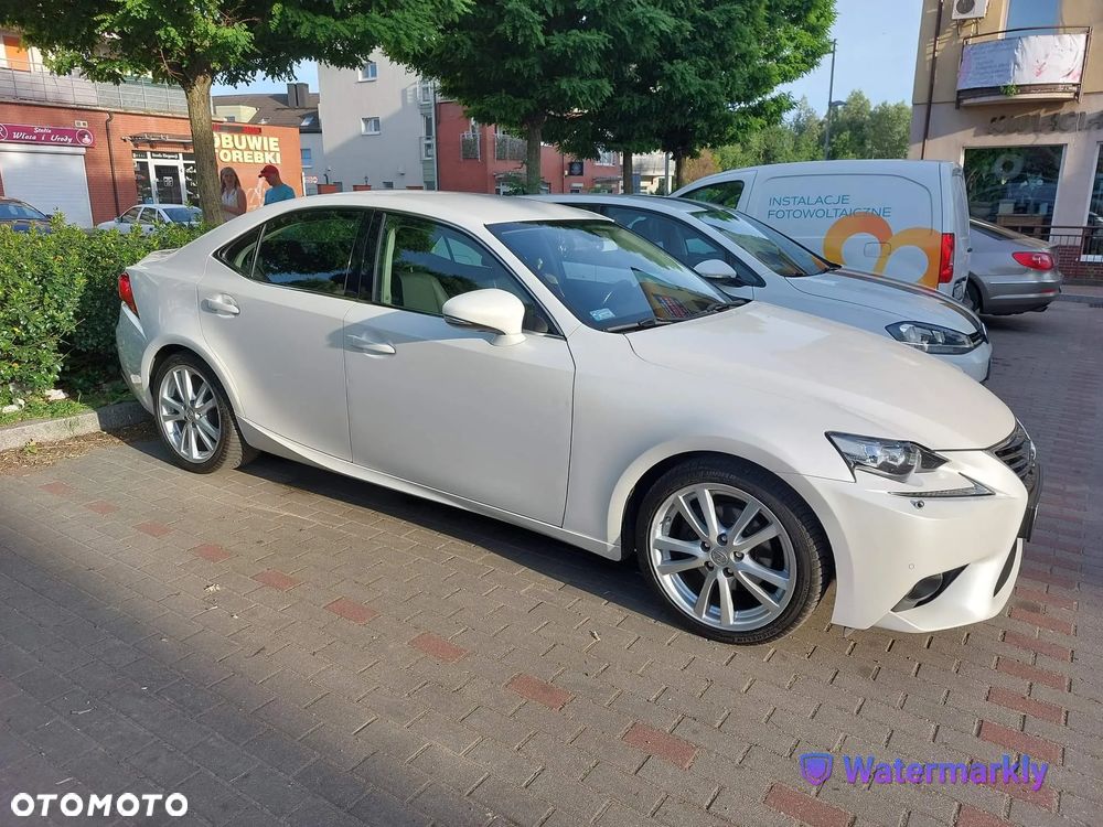 Lexus IS 250 Elegance - 3