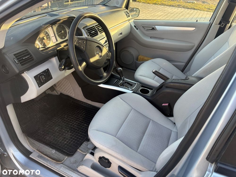 Mercedes-Benz Klasa B 180 CDI Autotronic - 10