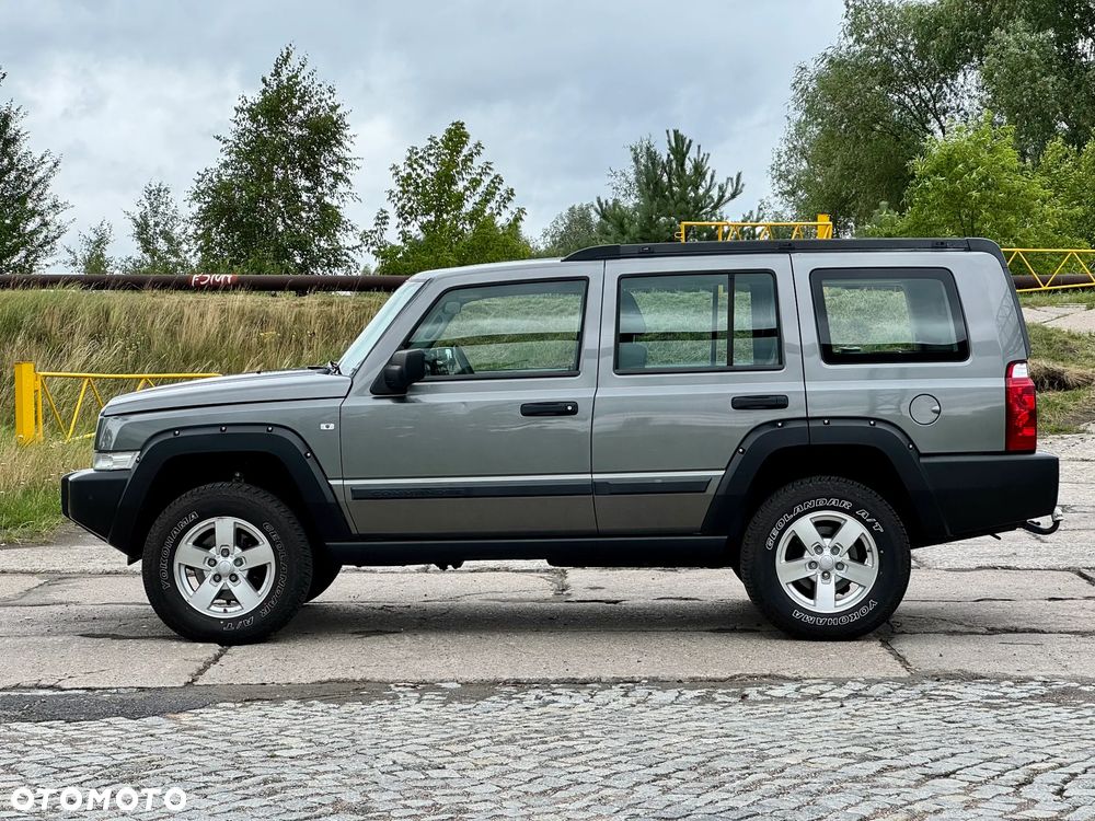 Jeep Commander 3.0 CRD Laredo - 1
