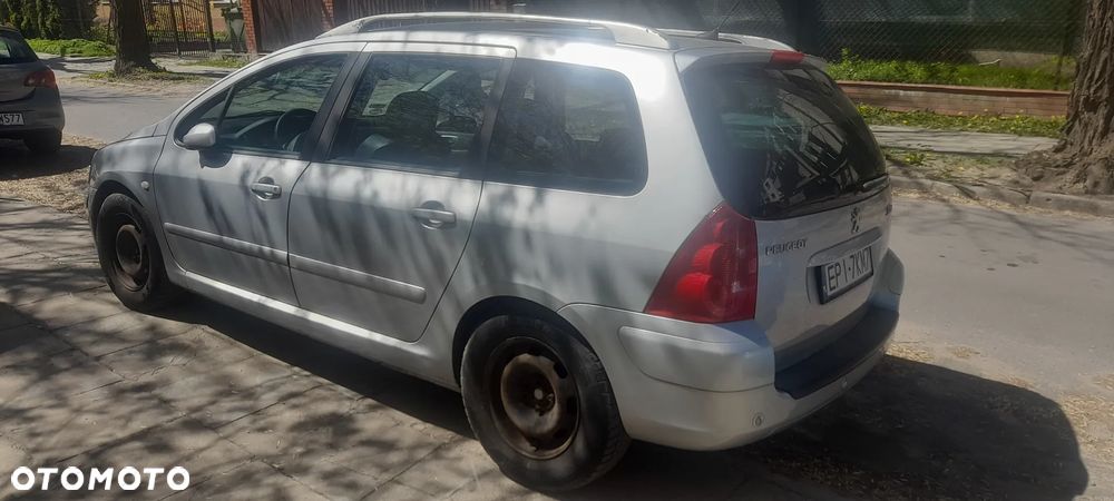 Peugeot 307 135 Premium - 4