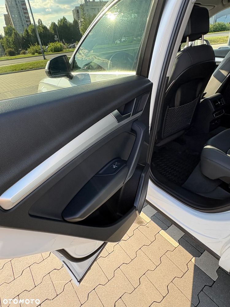 Audi Q5 40 TFSI quattro S tronic - 13