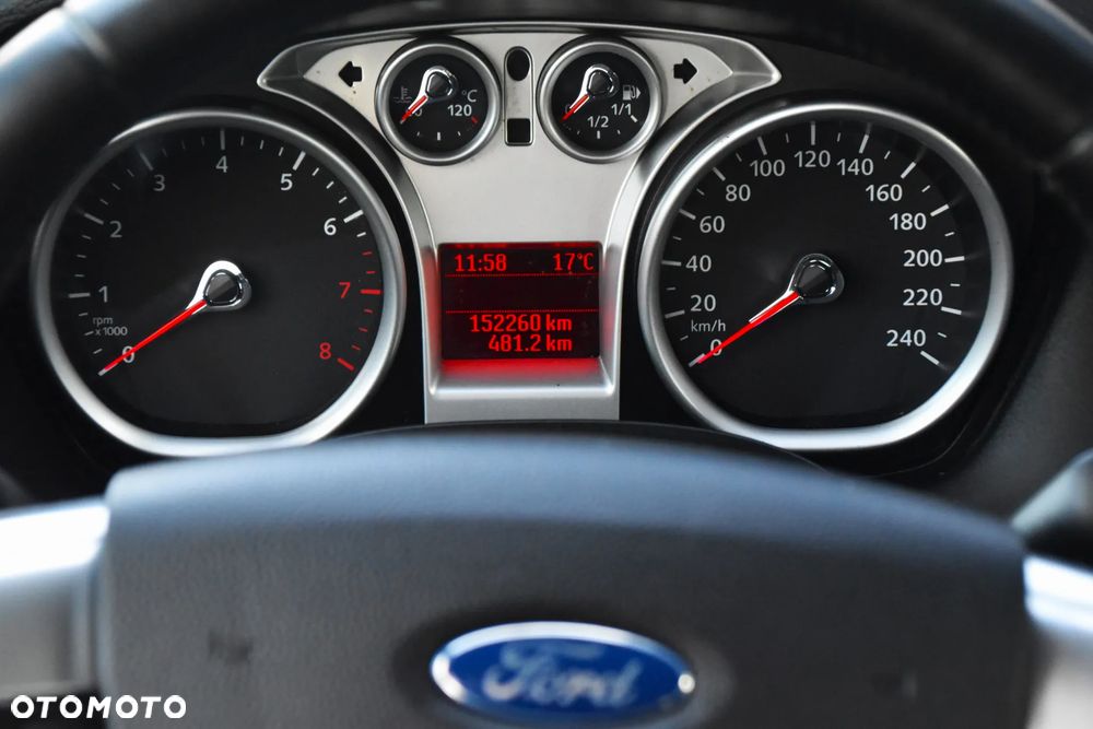 Ford Kuga 2.5 4x4 Titanium - 18