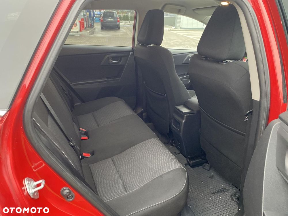 Toyota Auris - 22