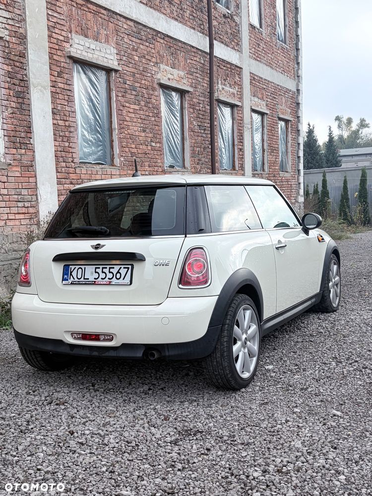 MINI ONE Standard - 7