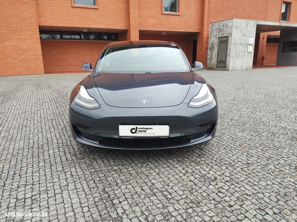 Tesla Model 3 Standard Range Plus RWD - 4