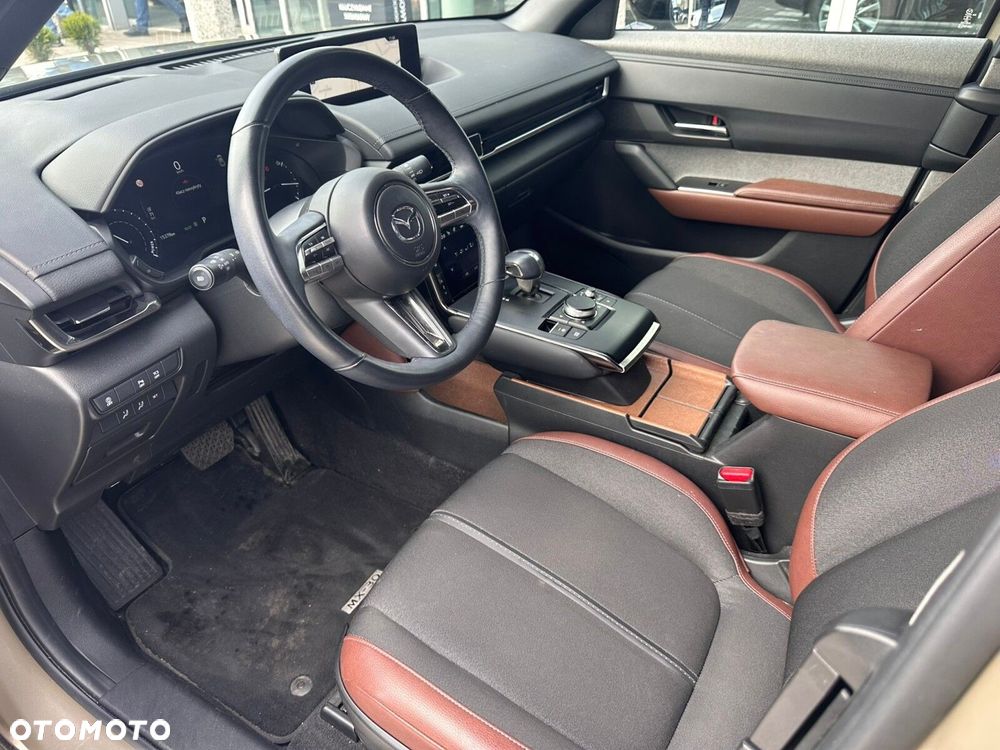 Mazda MX-30 - 10