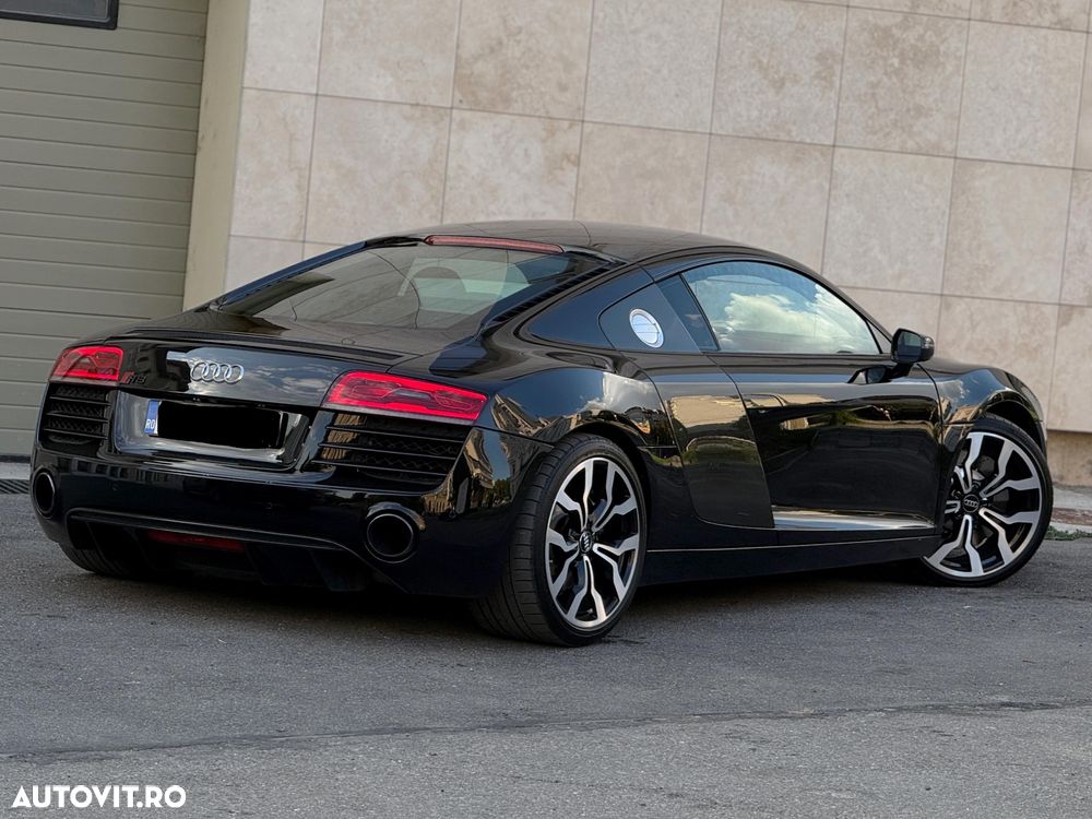 Audi R8 Coupe 4.2 FSI Quattro Stronic - 9
