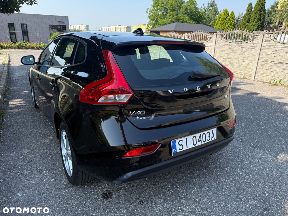 Volvo V40 - 6