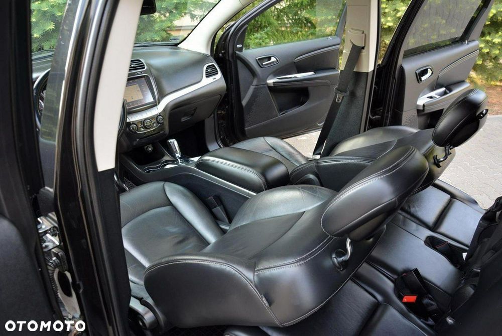 Fiat Freemont 2.0 Multijet Lounge AWD - 23