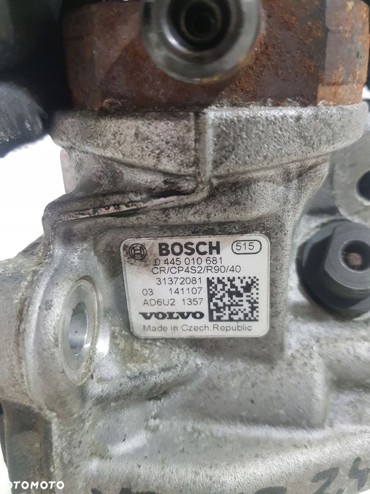 pompa wtryskowa 31372081 volvo v70 xc60 xc70 s60 s80 2.4d d5244t12 - 13