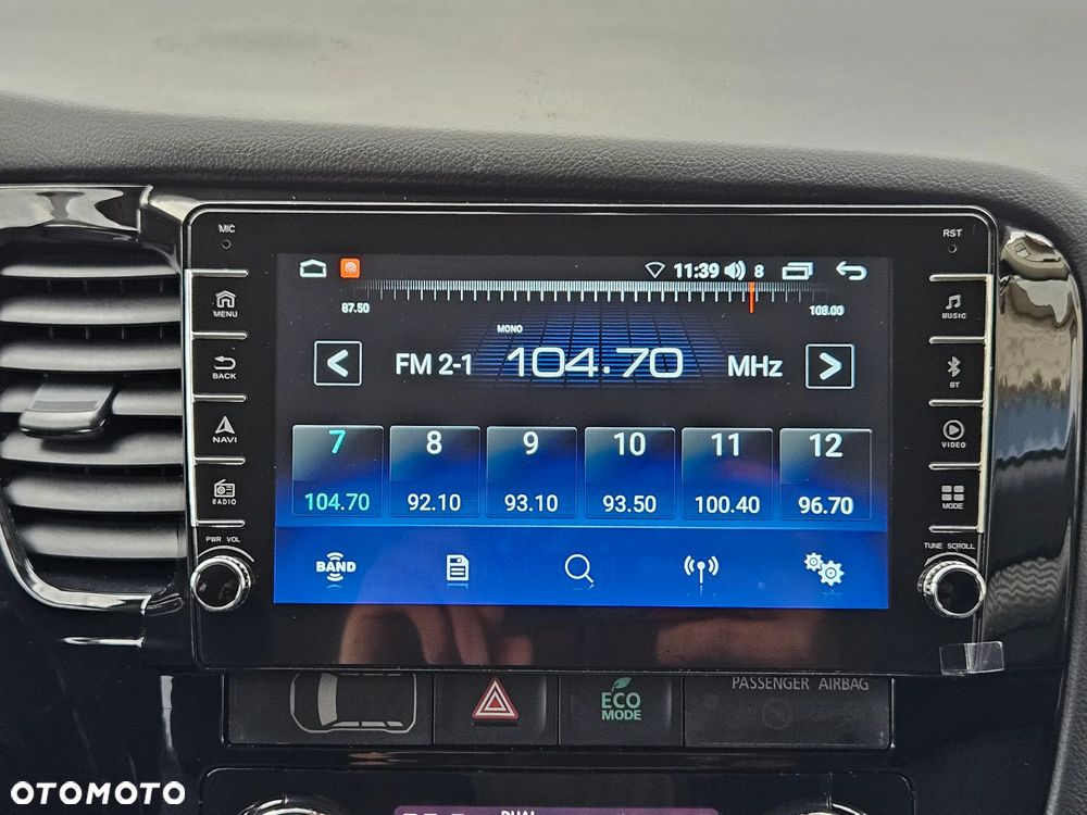 Mitsubishi Outlander 2.0 Invite + 2WD - 30