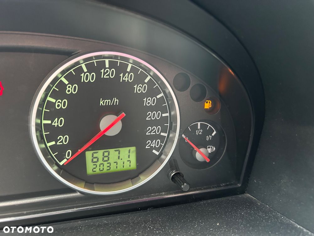 Ford Mondeo 2.0 Trend - 4