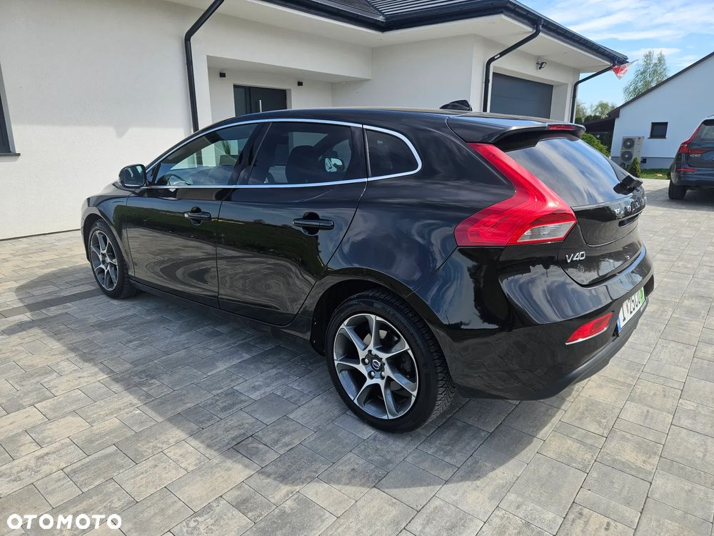 Volvo V40 - 4