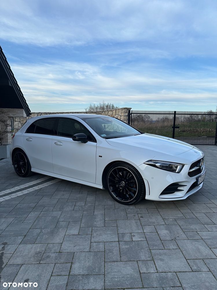 Mercedes-Benz Klasa A 250 4-Matic AMG Line 7G-DCT - 2