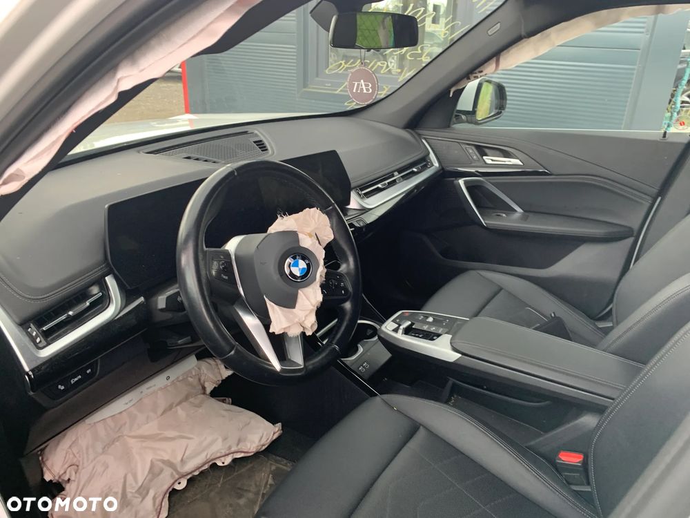 BMW X1 - 10