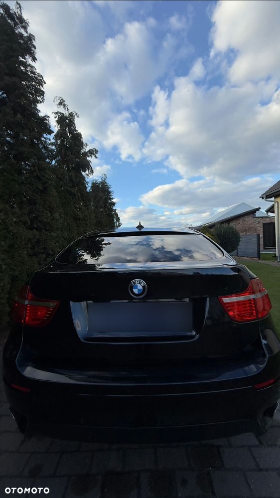 BMW X6 - 12