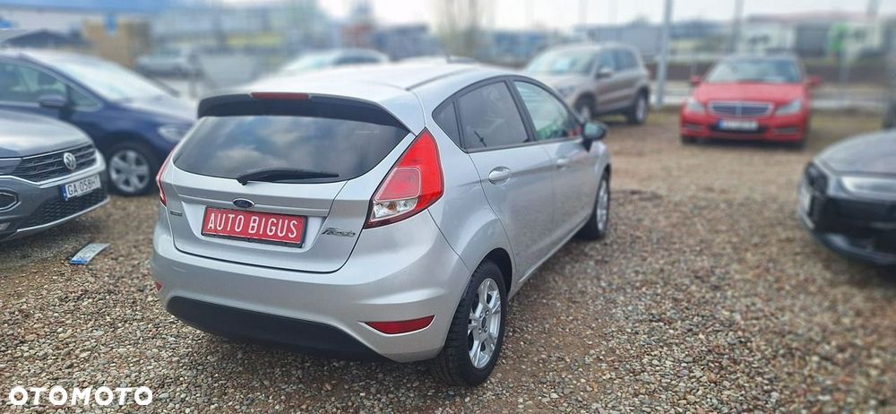 Ford Fiesta - 8