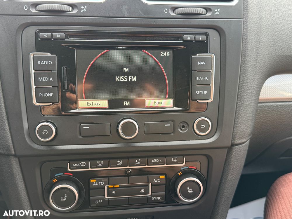 Volkswagen Golf 1.6 TDI DPF MATCH - 18