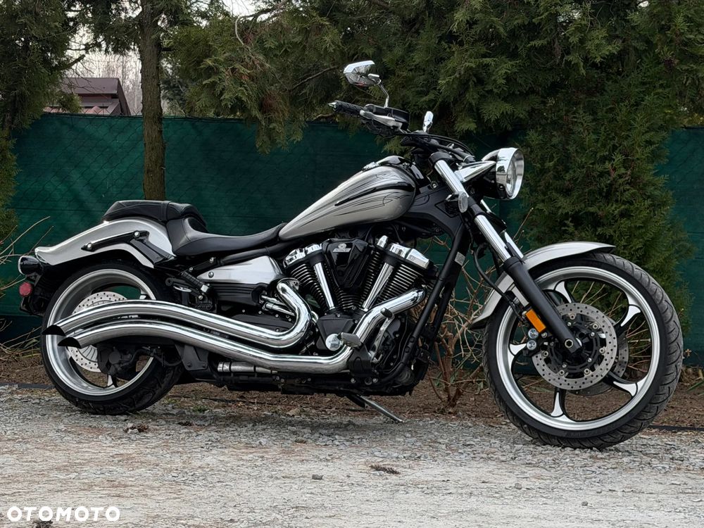 Yamaha Raider - 1