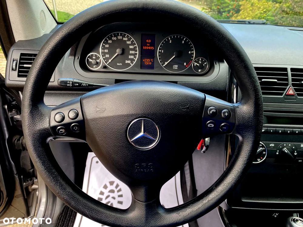 Mercedes-Benz Klasa A 180 CDI Autotronic Avantgarde Special Edition - 30