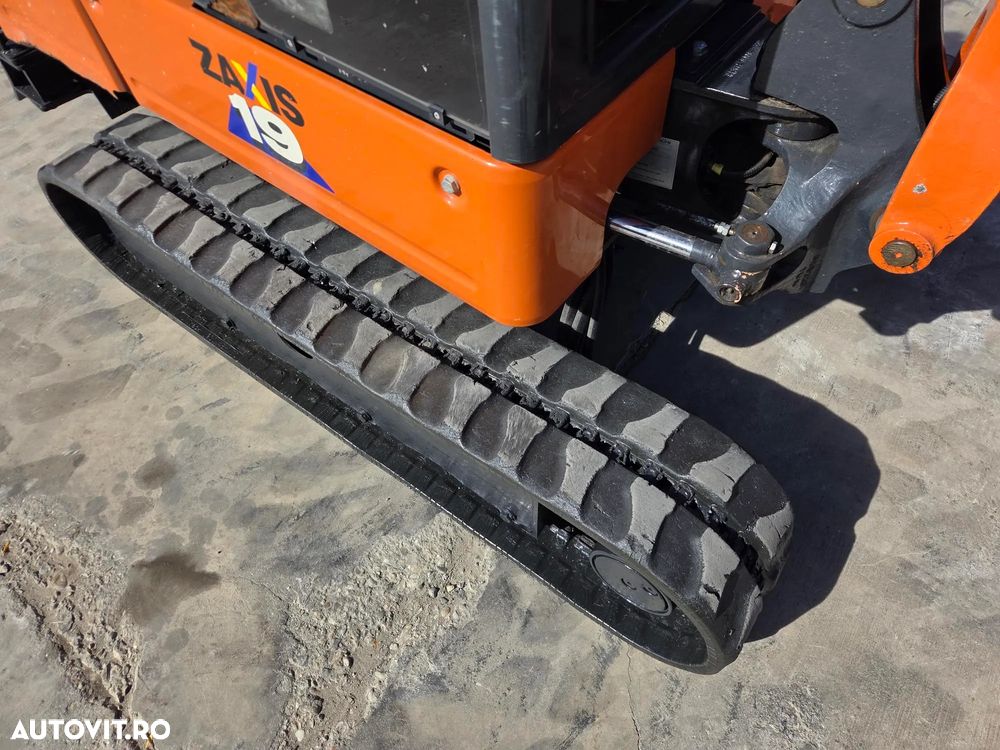 Hitachi ZX19-6, 2 TONE, 2022, 1.056 ore, CUPLA RAPIDA+4 CUPE, adancime sapare 2,8m, ridica 1,3t, latime 0,8m cu senile extensibile la 1,2m, inst picon pe brate, produs in JAPONIA, posibilitate leasing 4 ani-PROMOTIE 20.900 Eur+Tva - 14