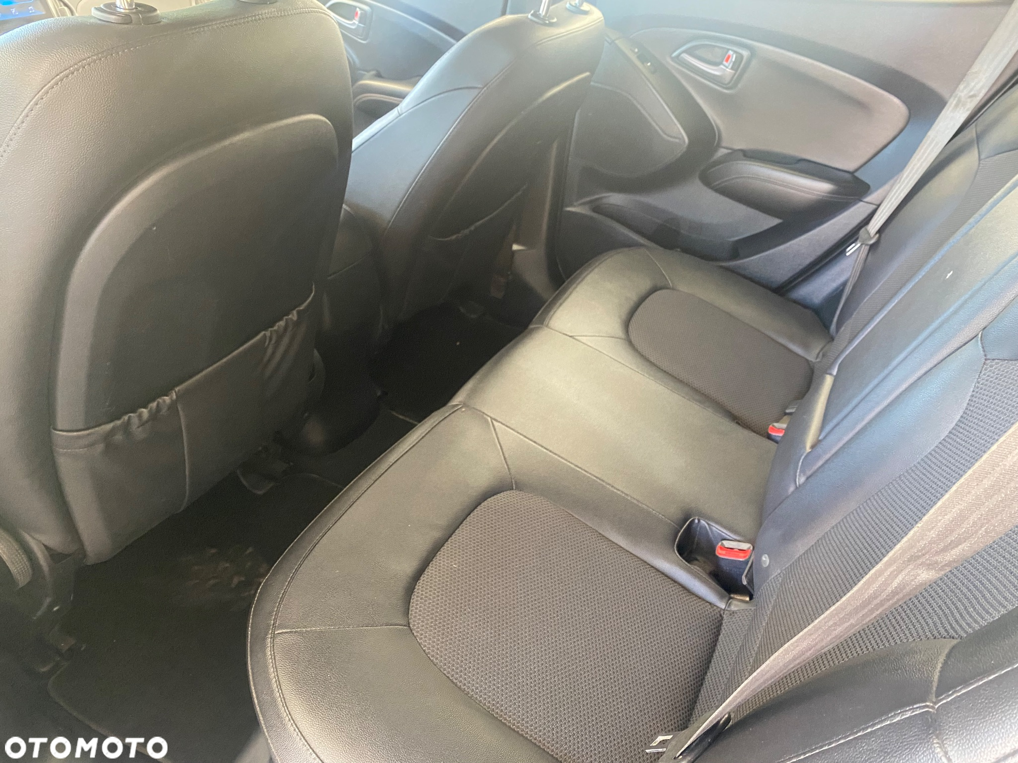 Hyundai ix35 2.0 CRDi 4WD Automatik Fifa World Cup Gold Edition - 18