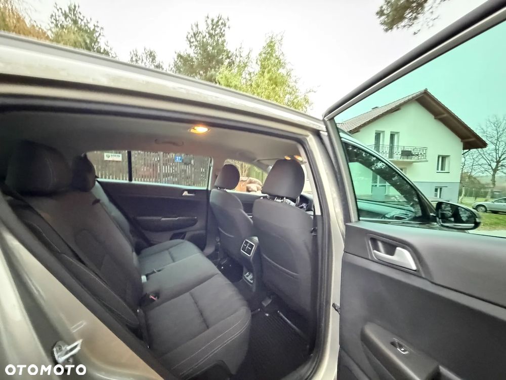 Kia Sportage 1.7 CRDI L 2WD - 29