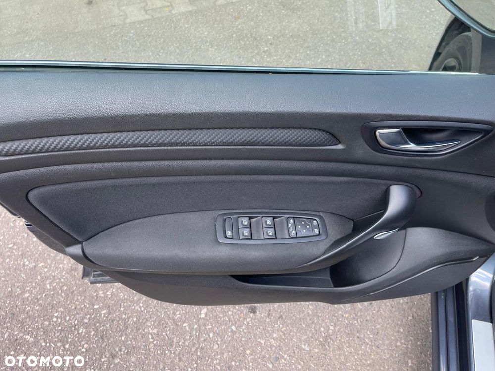 Renault Megane 1.3 TCe FAP Limited EDC - 16
