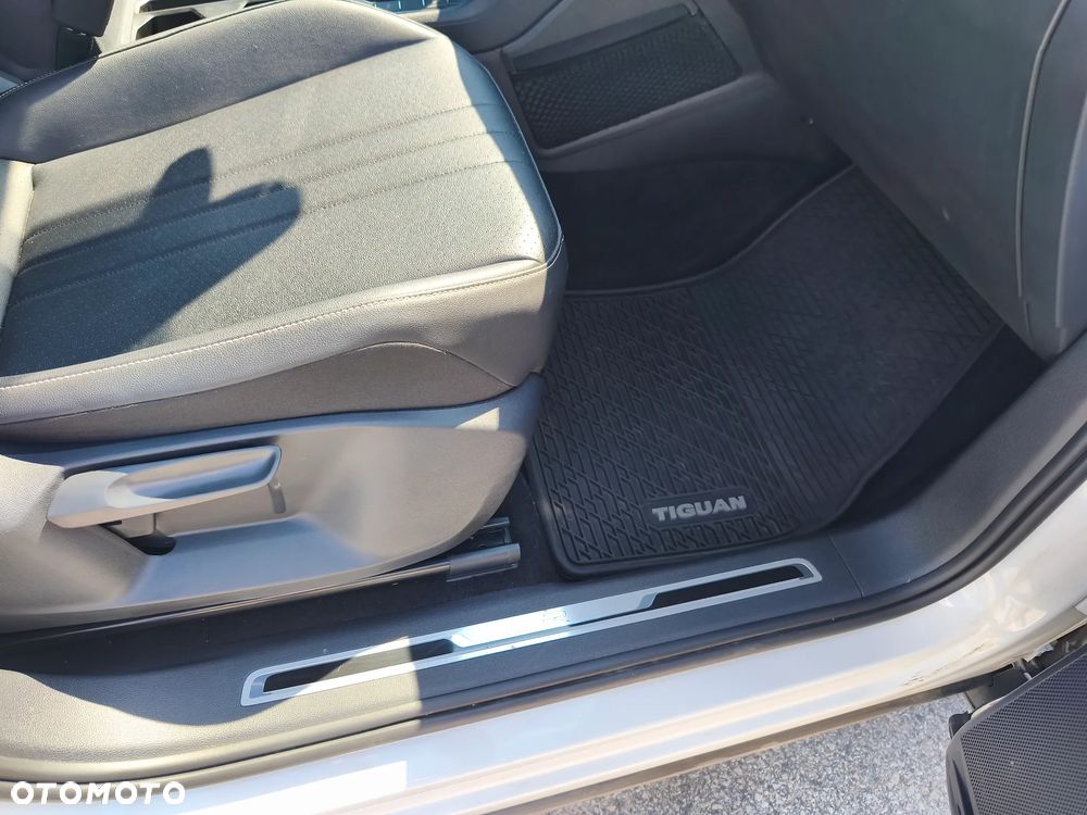 Volkswagen Tiguan 2.0 TSI 4Mot R DSG - 10