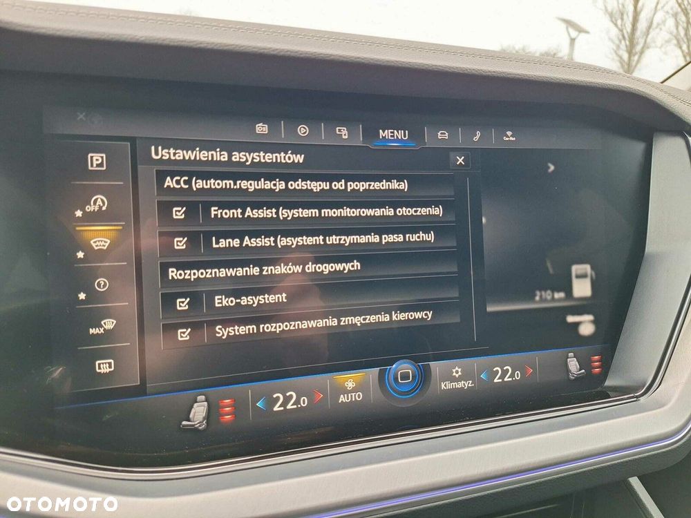 Volkswagen Touareg - 22