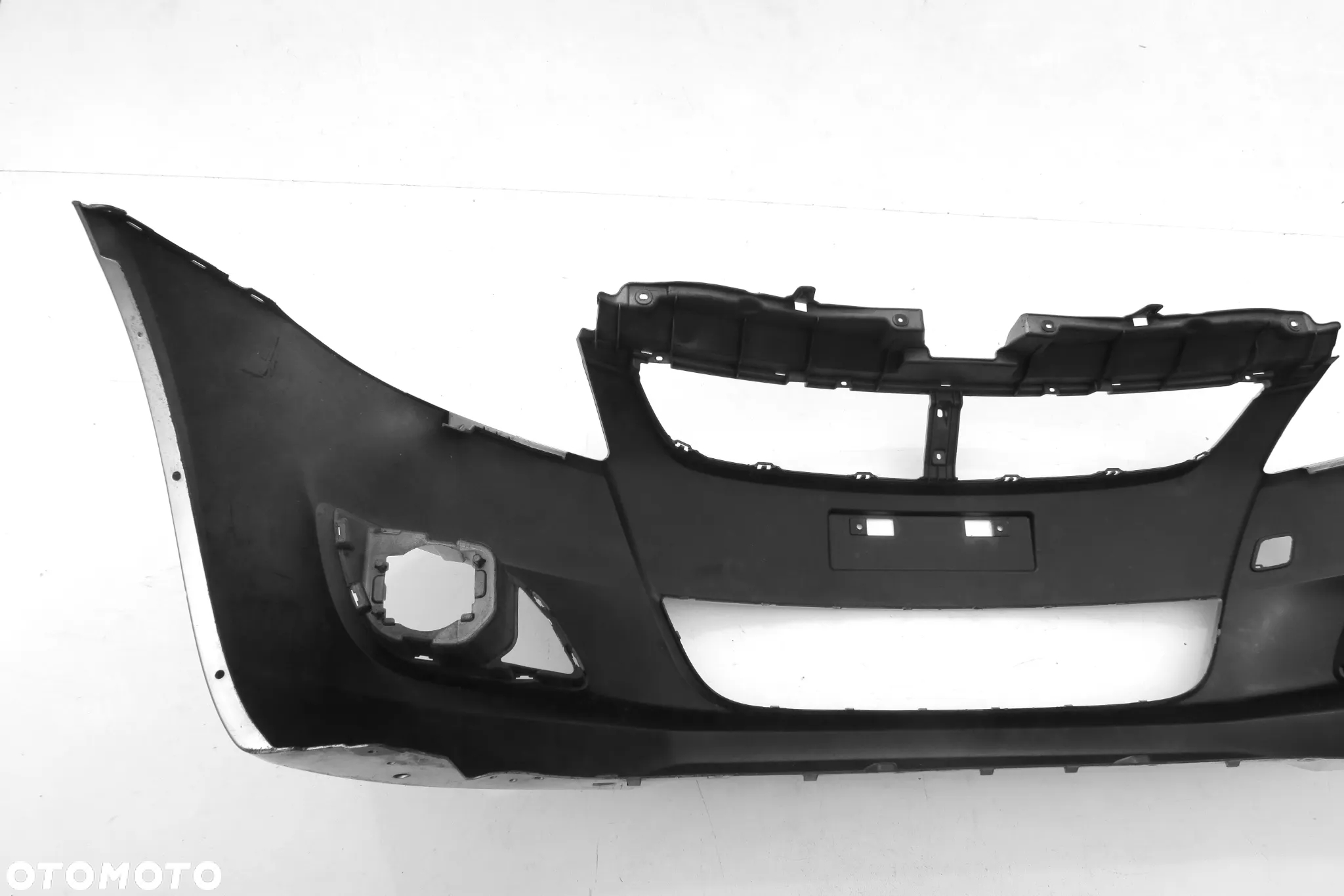 SUZUKI SWIFT 7 VII mk7 2010 - 2013 zderzak przód ORYGINAŁ OE - 11