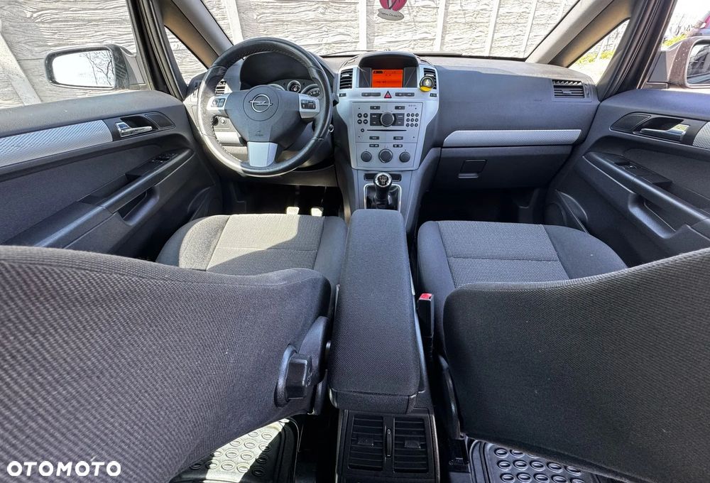 Opel Zafira 1.8 Essentia - 5