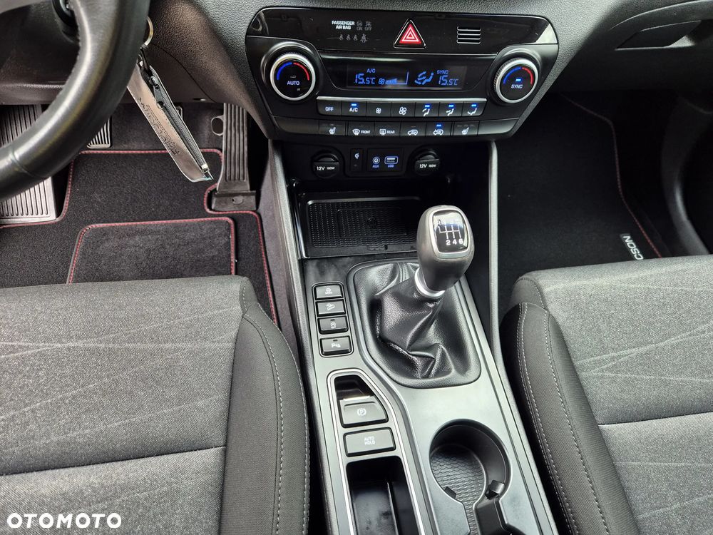 Hyundai Tucson 1.6 GDi Comfort 2WD - 31