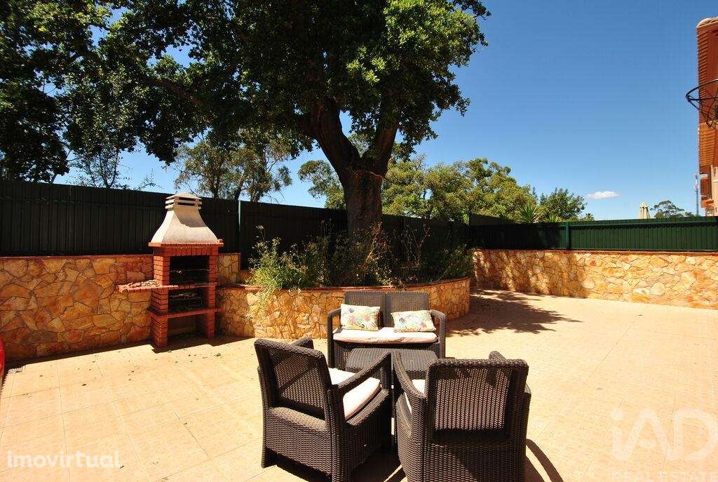 Moradia em banda T4 em Algoz e Tunes de 140,85 m2 - Grande imagem: 3/28