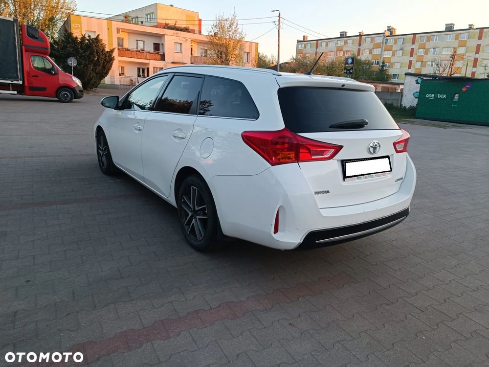 Toyota Auris - 7