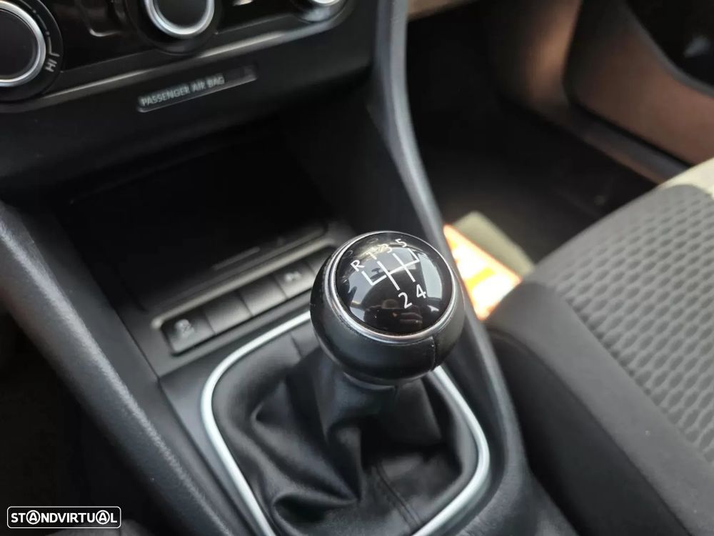 VW Golf Variant 1.6 TDi Confortline - 8