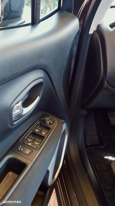 Jeep Renegade 1.0 T-GDI Sport - 36