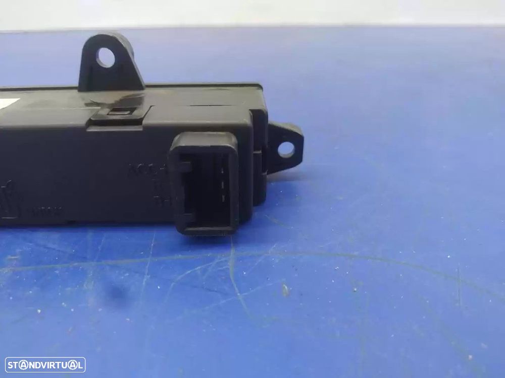 ECRÃ MULTIFUNÇÕES KIA RIO II 2005 -945201G000 - 1