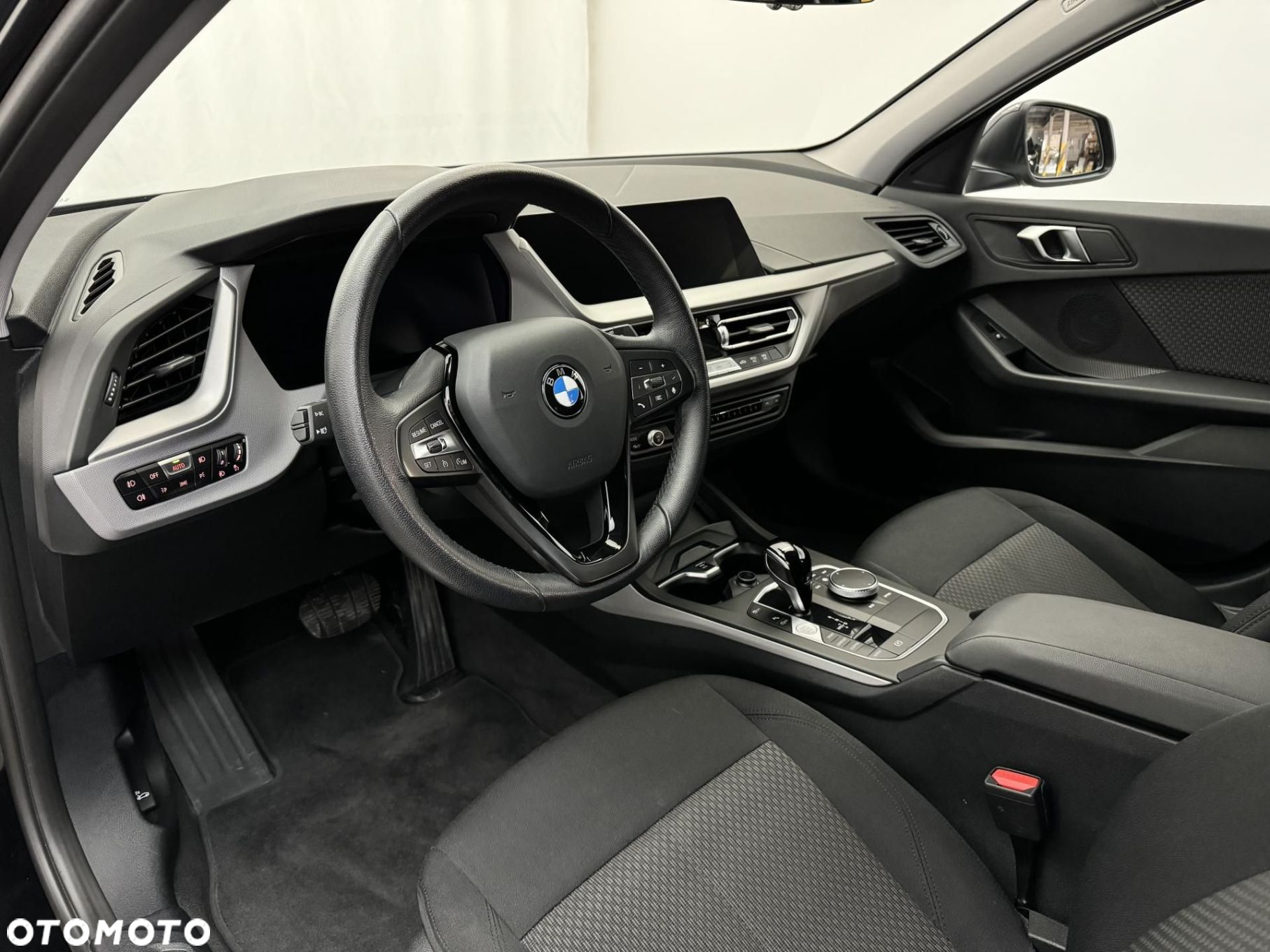 BMW Seria 1 - 13