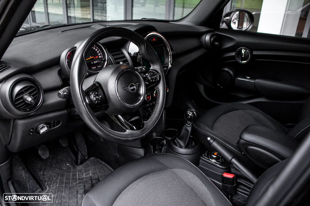 MINI 5 Portas One D - 26