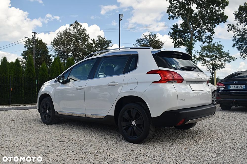Peugeot 2008 1.6 e-HDi Allure S&S - 6