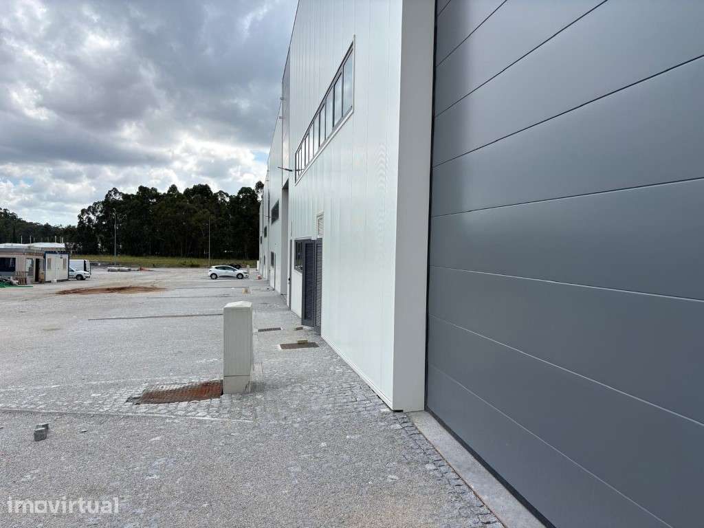 Armazém Industrial em Famalicão - Grande imagem: 3/9