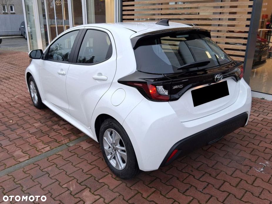 Toyota Yaris - 6