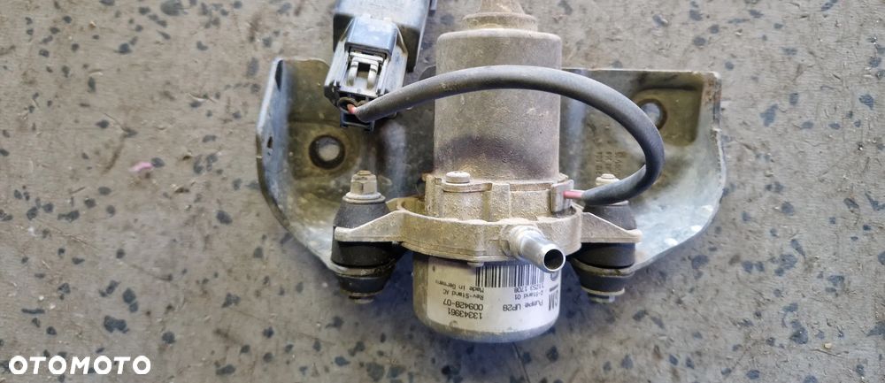 OPEL ASTRA IV J 1.4 TURBO POMPA VACU VACUM 13343961 - 1