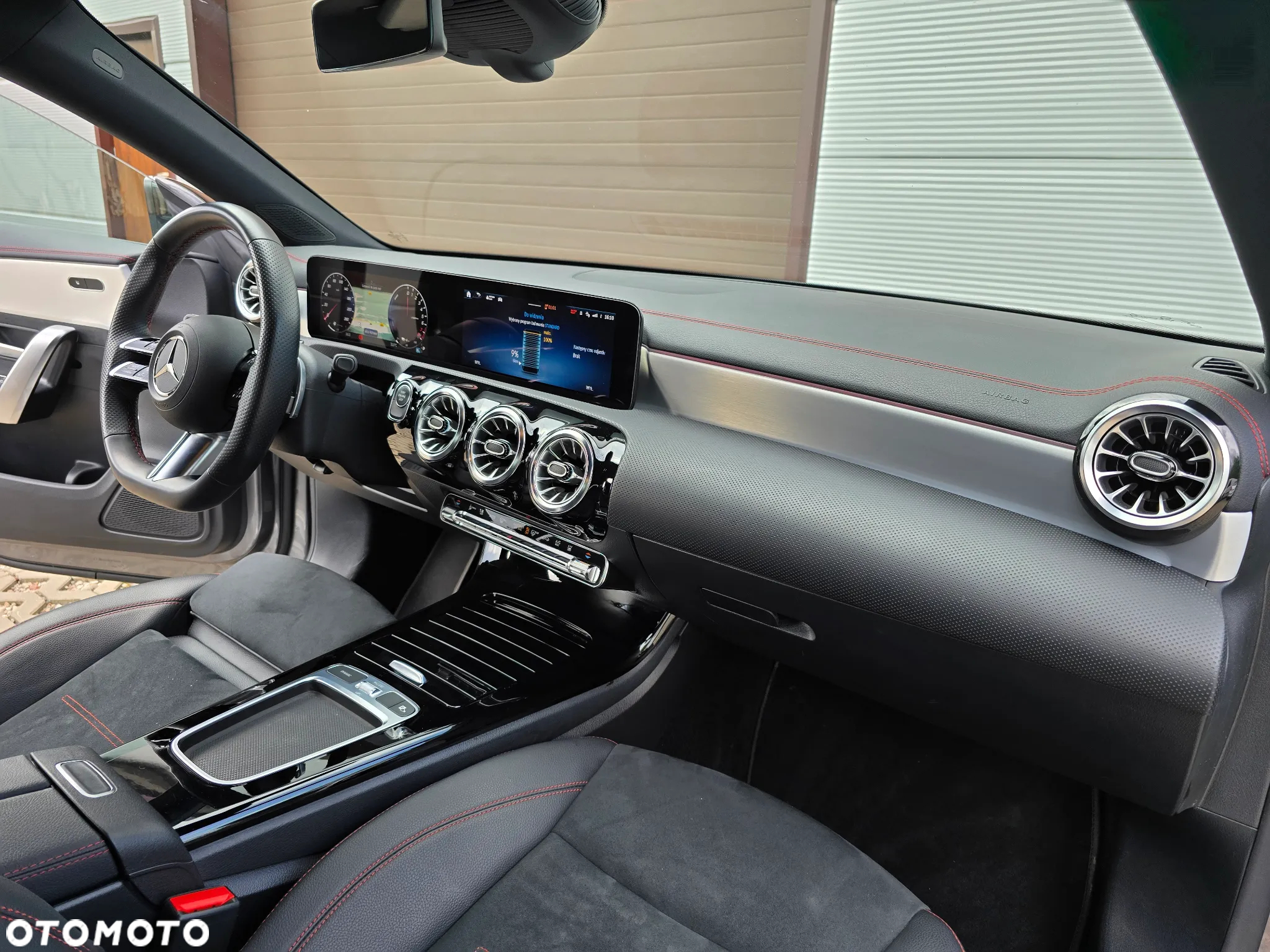 Mercedes-Benz CLA 250 e 8G-DCT AMG Line Advanced Plus - 31